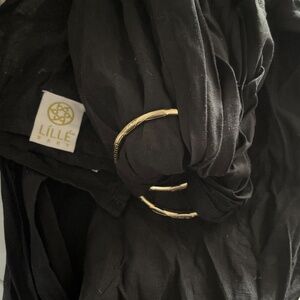 LilleBaby Ring Sling - Black Linen / Gold Ring